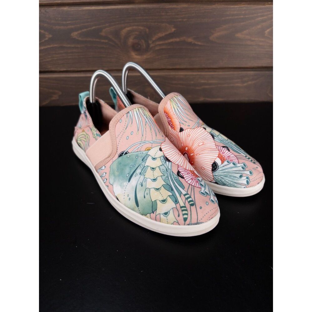 OluKai Hale'iwa Pa'i Slip On Sneakers Floral Print Pink Women's 8.5